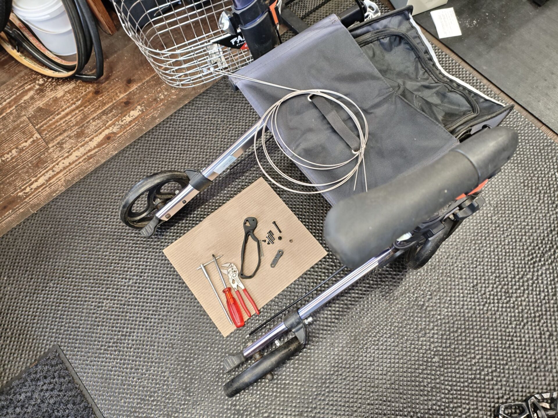 投稿についてもっと詳しく 修理ラッシュ