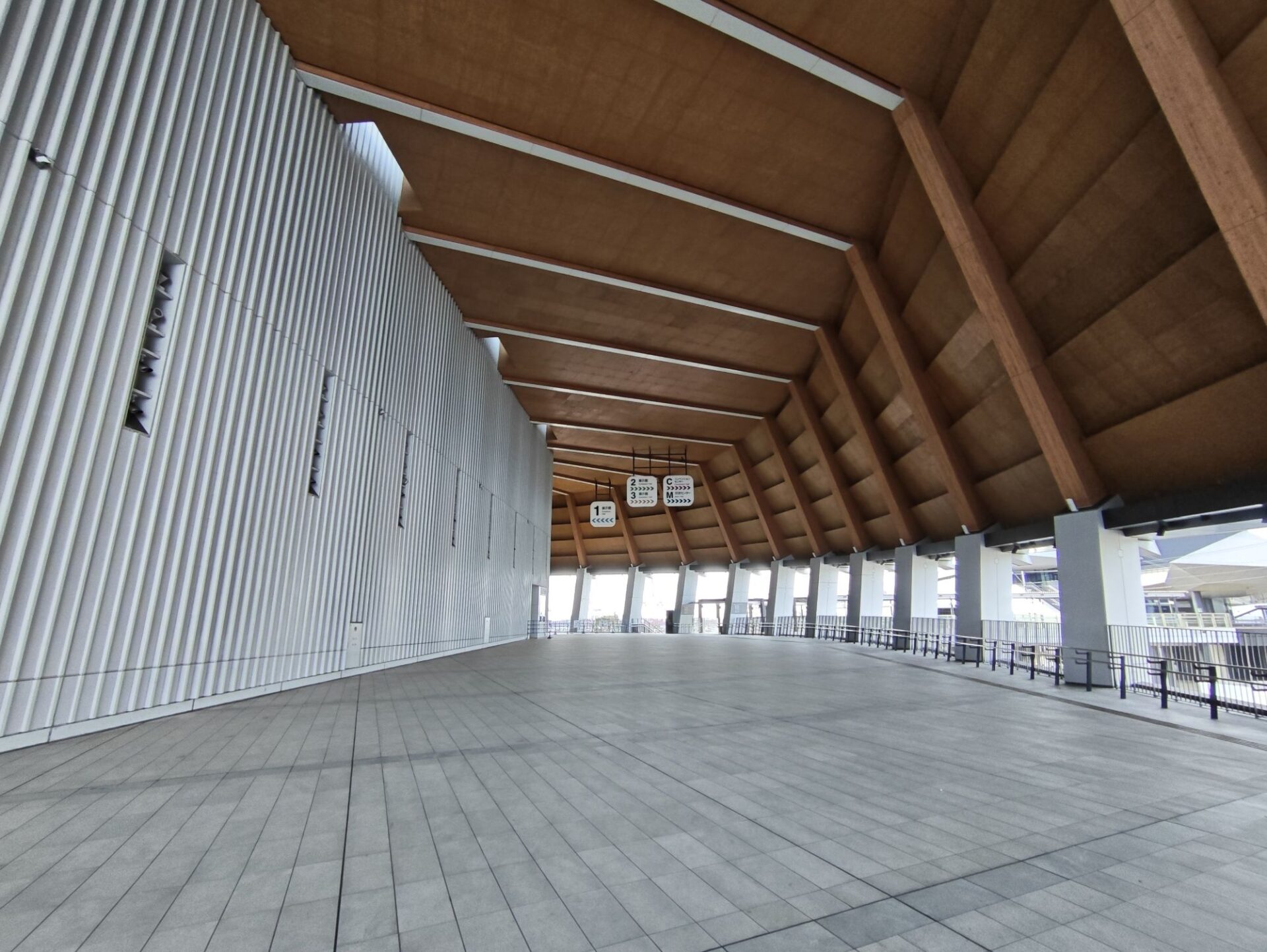 投稿についてもっと詳しく 水曜日